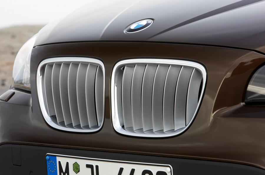  BMW X1 2009 года  (фото 48 из 190)